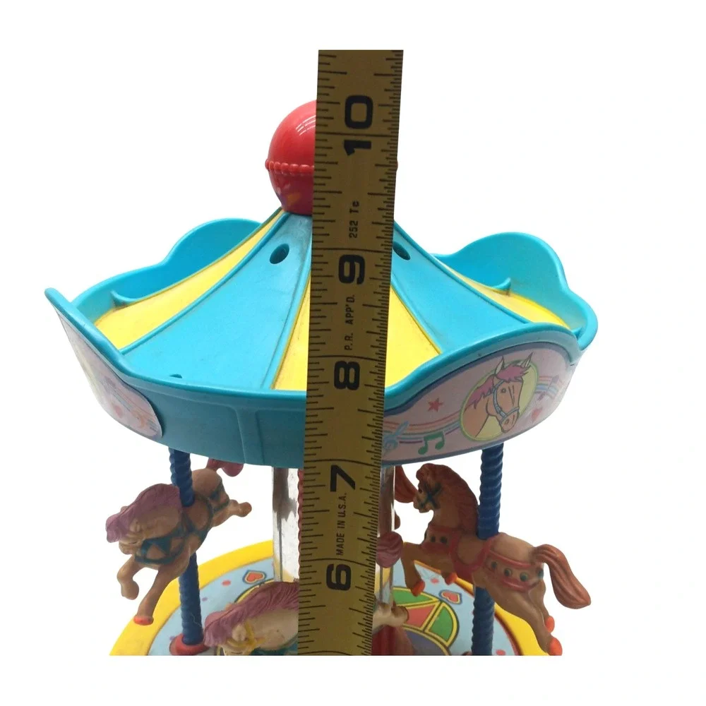 Vintage 1991 Redbox Musical Wind Up Merry Go Round Horse‎ Carousel  SEE VIDEO!
